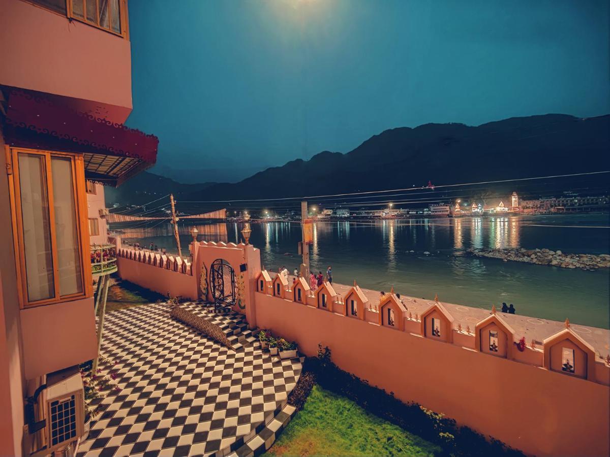 The Neeraj Ganga Heritage Palace Rishīkesh Buitenkant foto