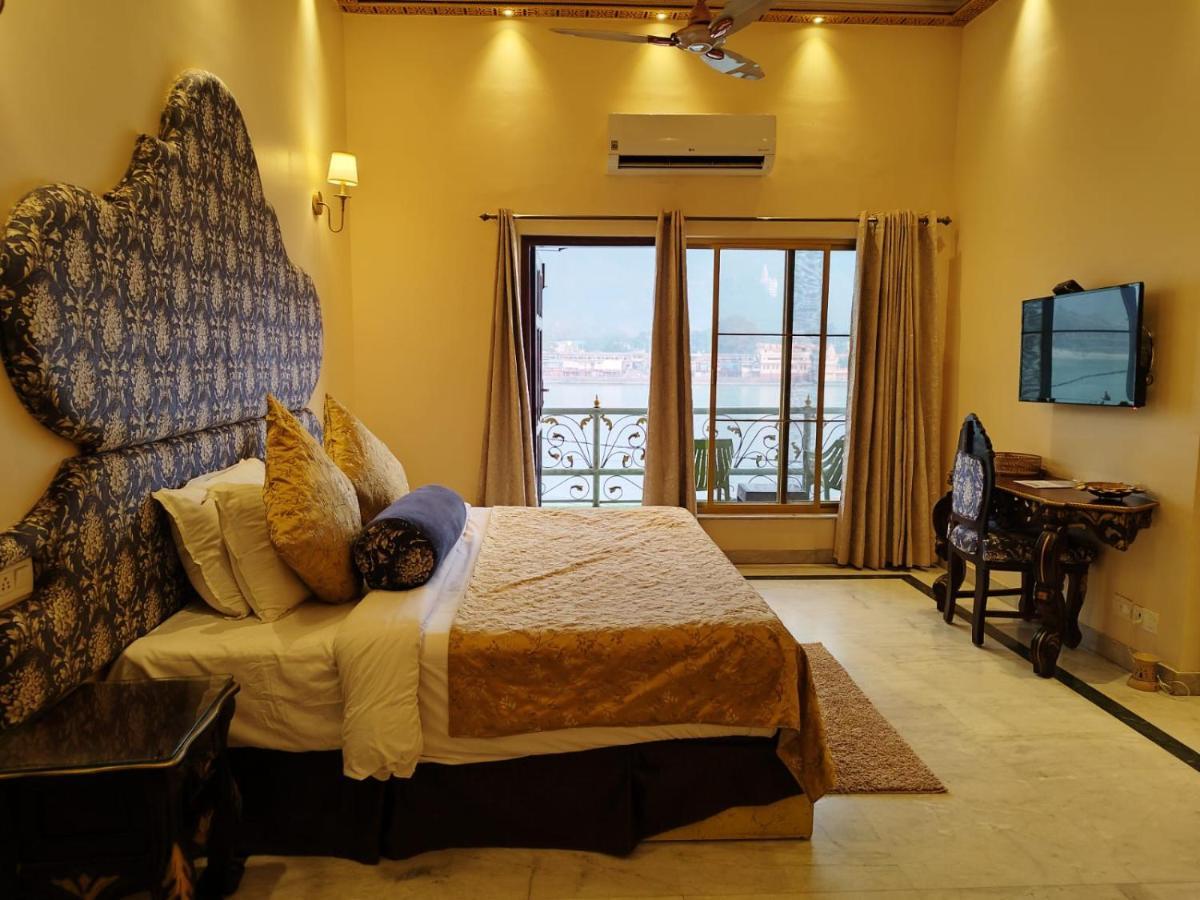 The Neeraj Ganga Heritage Palace Rishīkesh Buitenkant foto