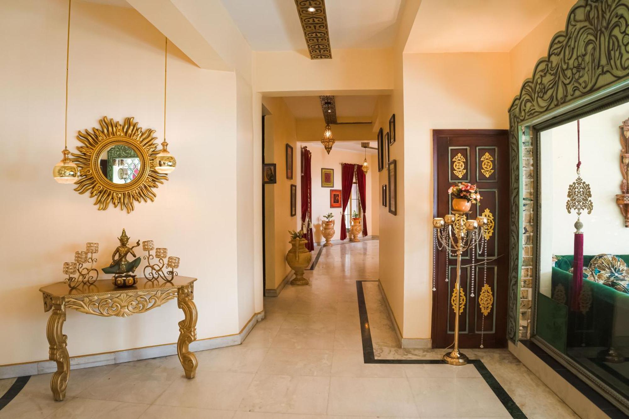 The Neeraj Ganga Heritage Palace Rishīkesh Buitenkant foto