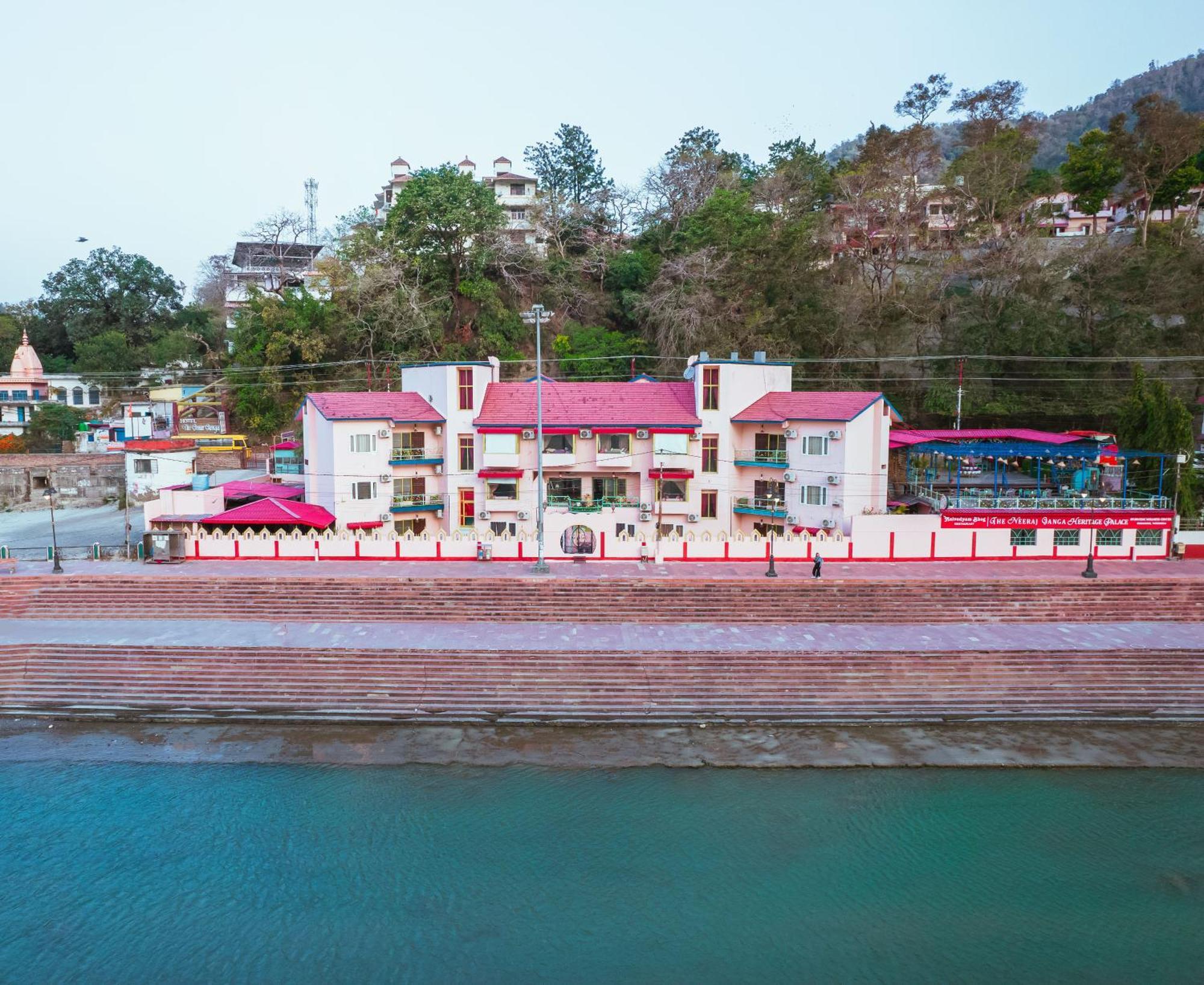 The Neeraj Ganga Heritage Palace Rishīkesh Buitenkant foto
