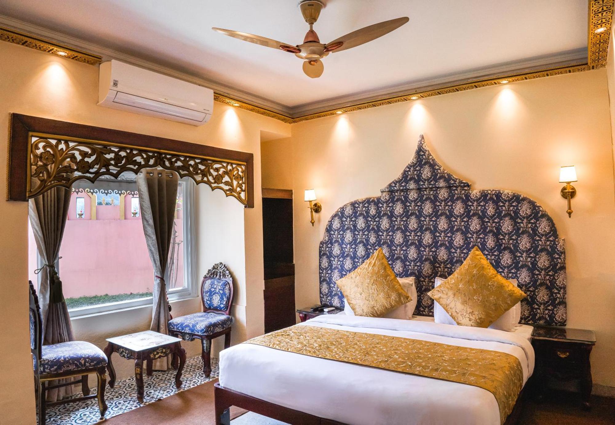 The Neeraj Ganga Heritage Palace Rishīkesh Buitenkant foto